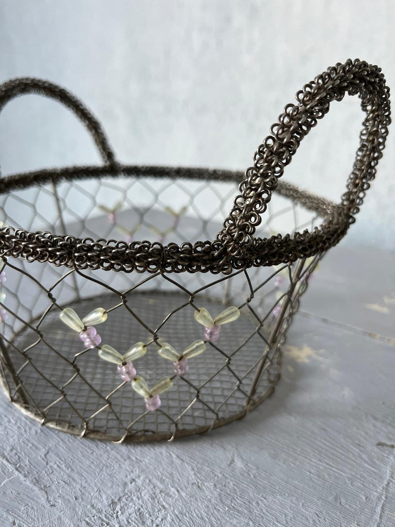 Wirework bread basket