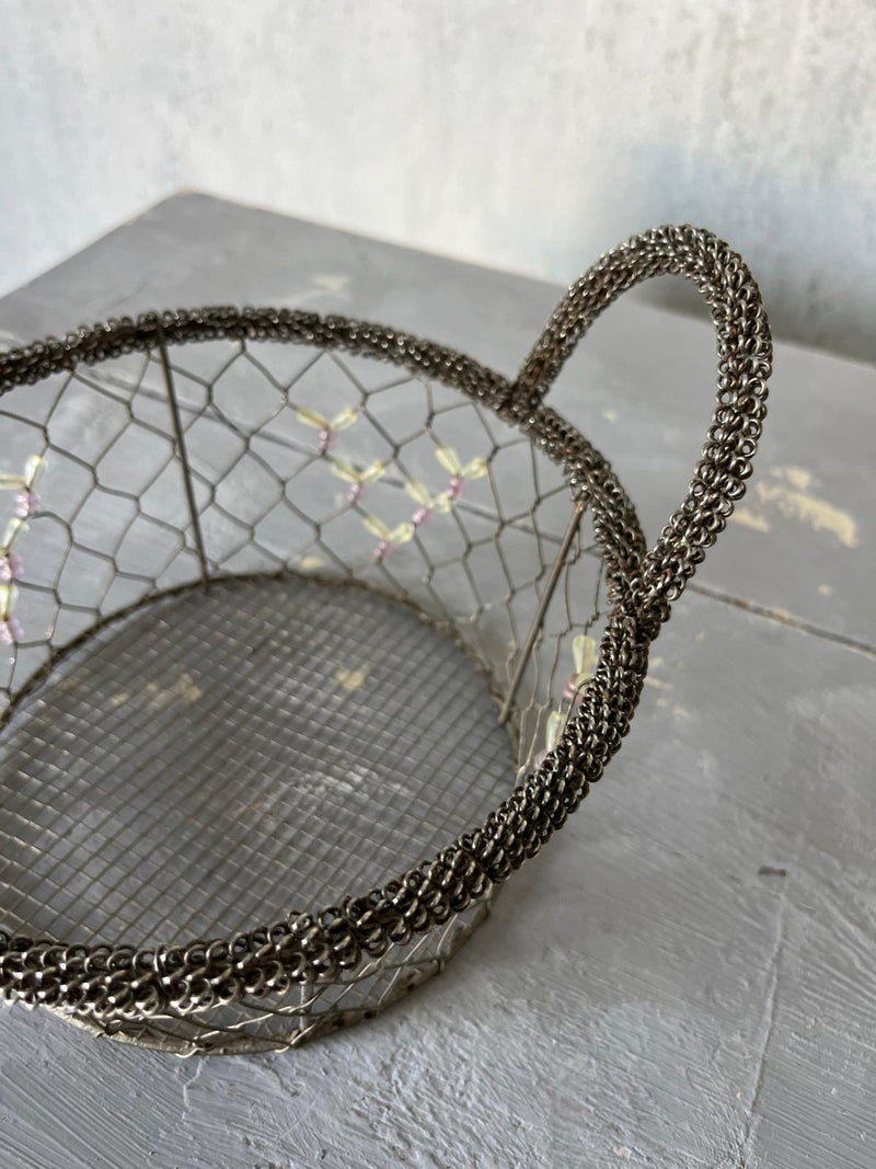 Wirework bread basket